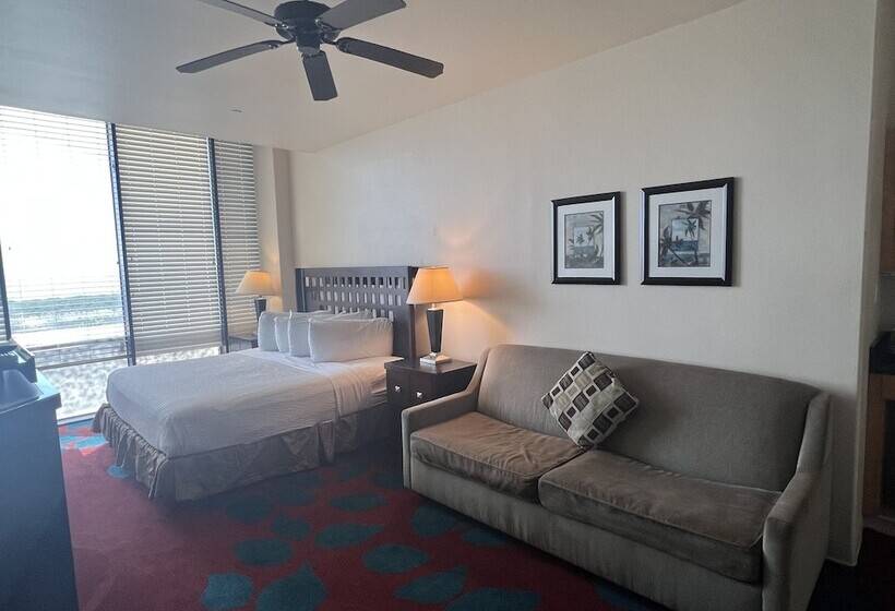 جناح, Sunchase Inn & Suites