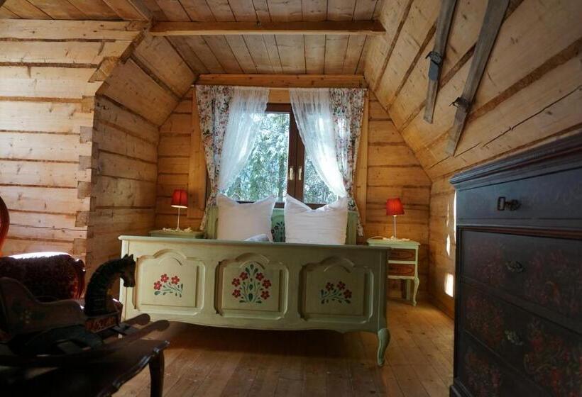 اتاق استاندارد با سرویس بهداشتی مشترک, Good Bye Lenin Hostel Zakopane