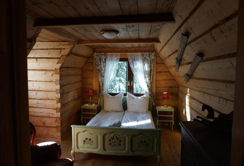 اتاق استاندارد با سرویس بهداشتی مشترک, Good Bye Lenin Hostel Zakopane