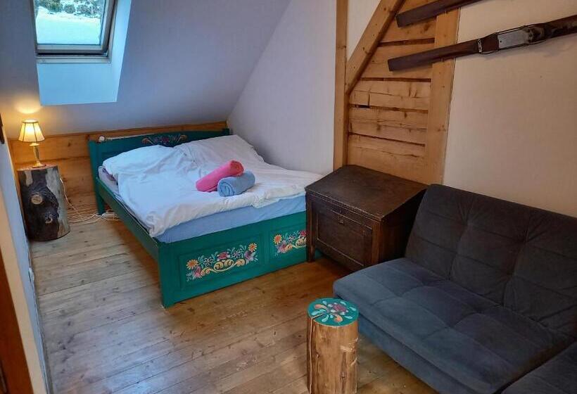 اتاق استاندارد, Good Bye Lenin Hostel Zakopane