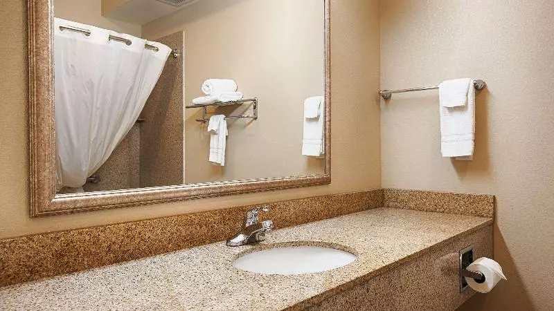 キングサイズベッドのスイートルーム, Best Western Inn & Suites   Henrietta