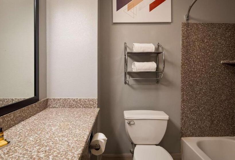 Люкс, Best Western Plus New Cumberland