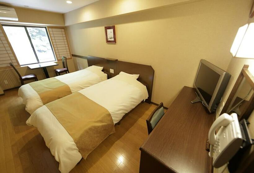 غرفة قياسية حمام مشترك, Tenseien