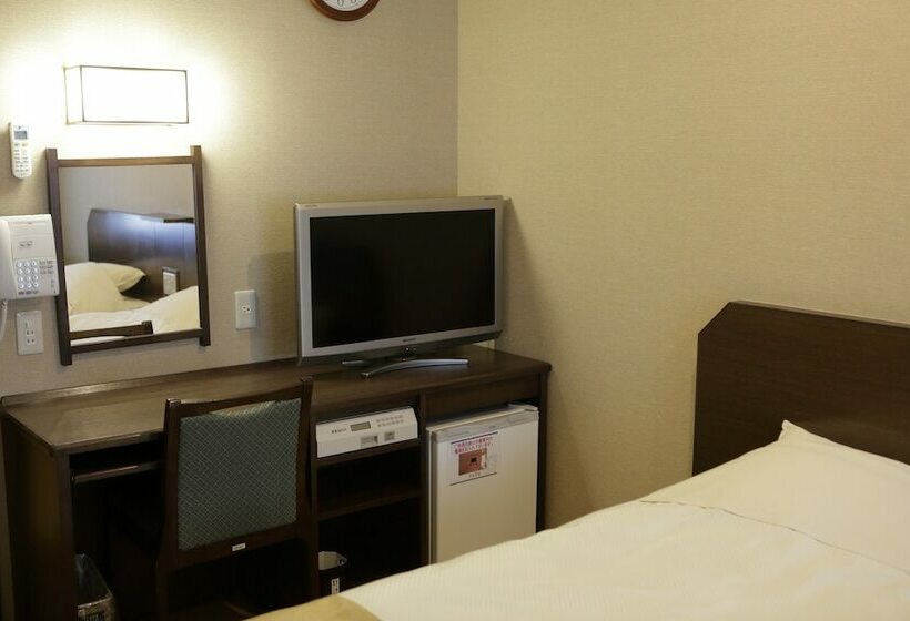 غرفة قياسية حمام مشترك, Tenseien