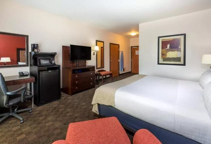 اتاق استاندارد با تخت بزرگ برای معلولان, Holiday Inn Casper East Medical Center, An Ihg