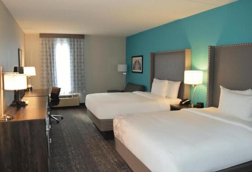 غرفة تنفيذية, La Quinta By Wyndham Jamestown