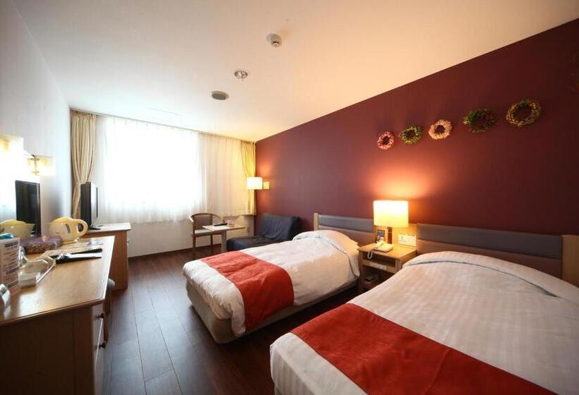 غرفة قياسية, Naturwald Furano