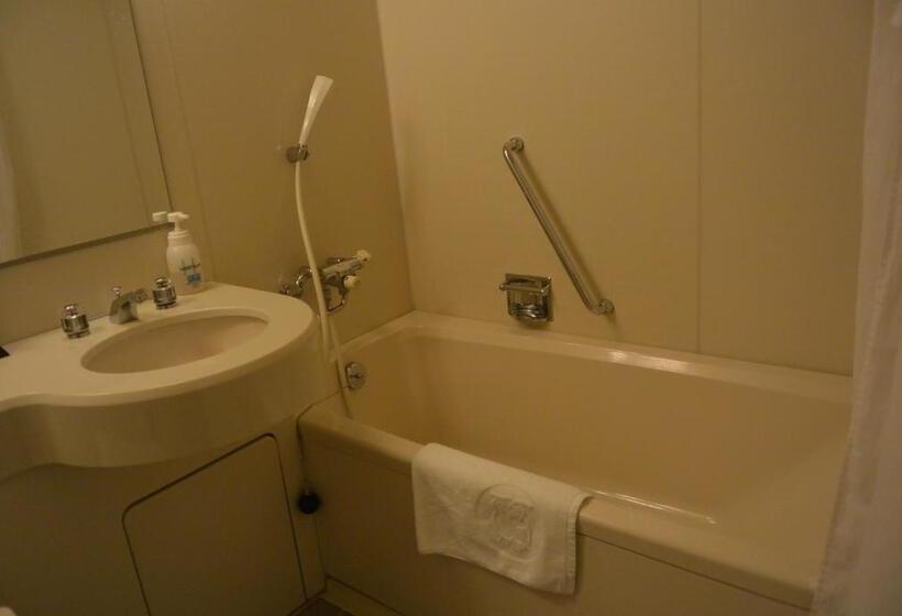 غرفة إقتصادية رباعية, Naturwald Furano