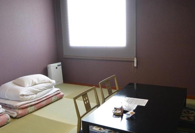 غرفة قياسية, Naturwald Furano