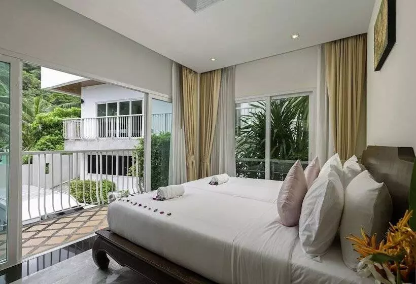 ジュニアスイート, Phunawa Resort Phuket Karon Beach