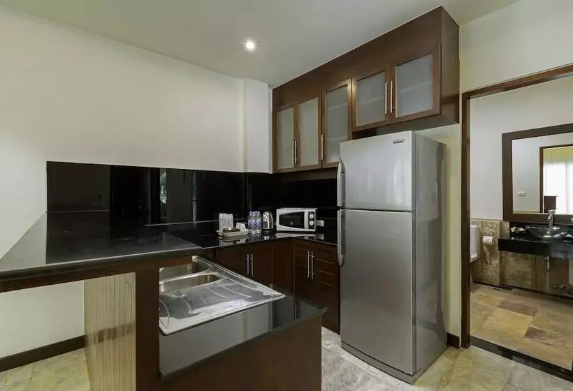 ジュニアスイート, Phunawa Resort Phuket Karon Beach