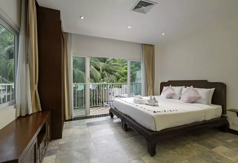 ジュニアスイート, Phunawa Resort Phuket Karon Beach