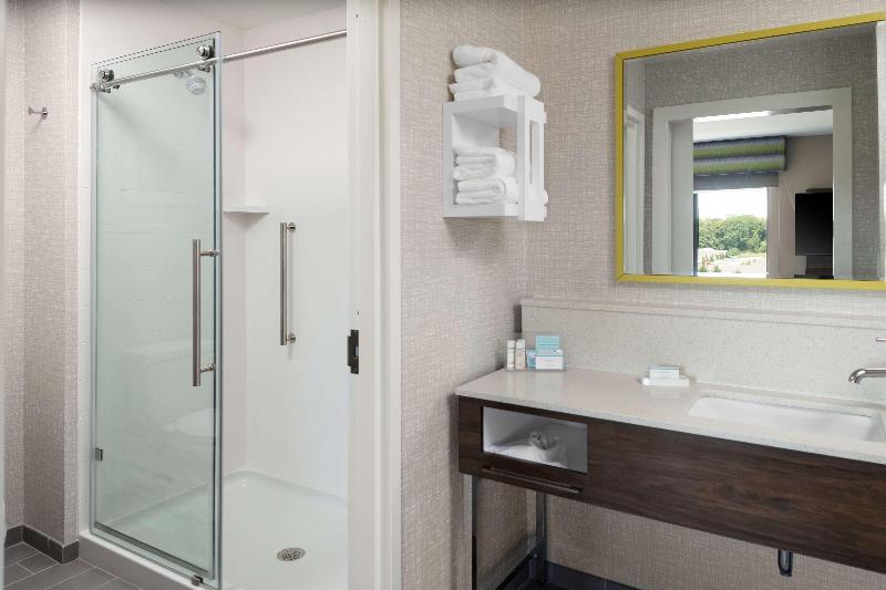 Люкс 2 Спальни, Phunawa Resort Phuket Karon Beach   Sha Plus