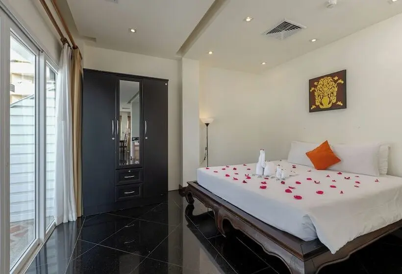 スイート, Phunawa Resort Phuket Karon Beach