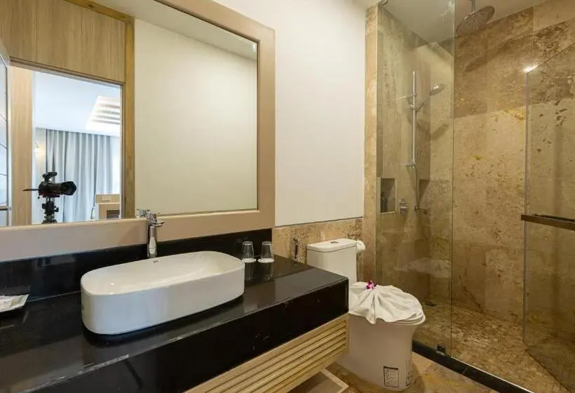 デラックスルーム, Phunawa Resort Phuket Karon Beach