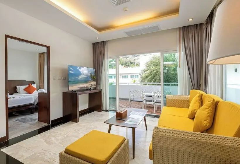 Perhesviitti 2 Makuuhuonetta, Phunawa Resort Phuket Karon Beach