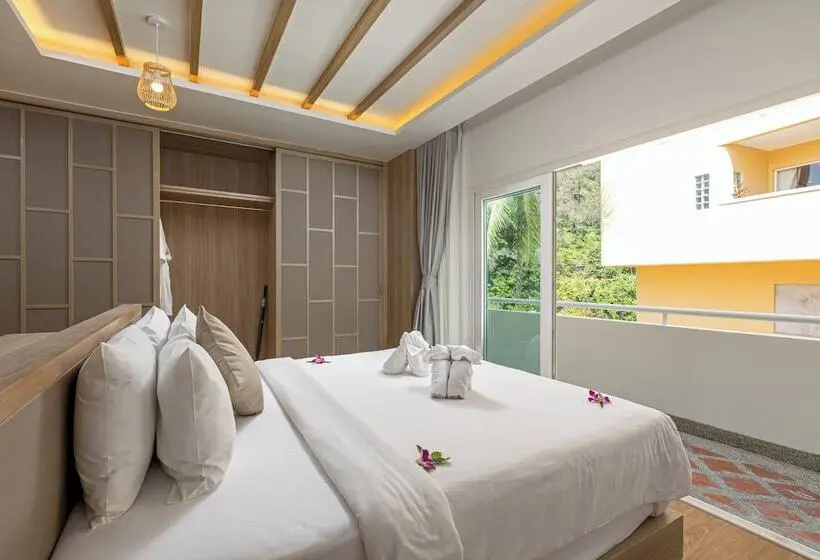 Perhesviitti, Phunawa Resort Phuket Karon Beach