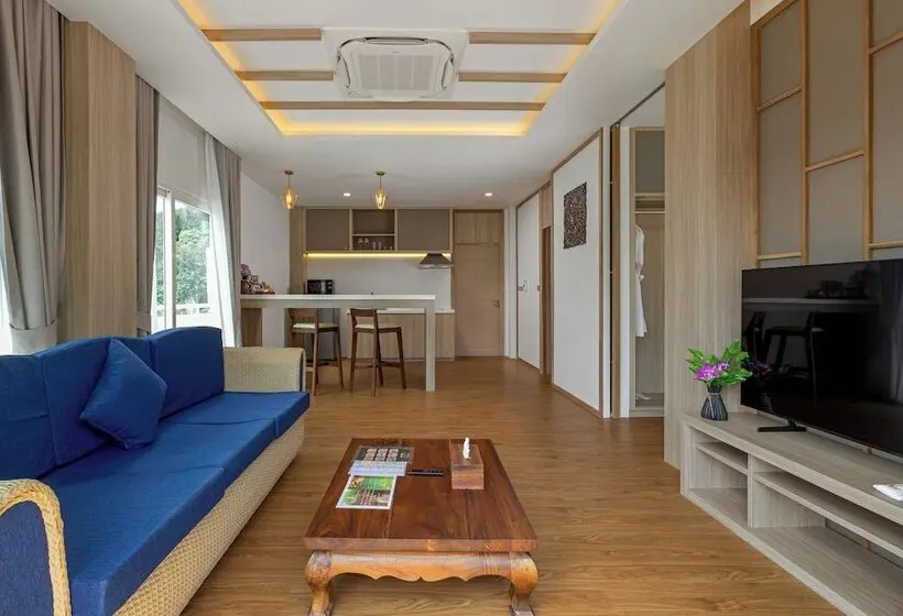 Ullakkosviitti, Phunawa Resort Phuket Karon Beach