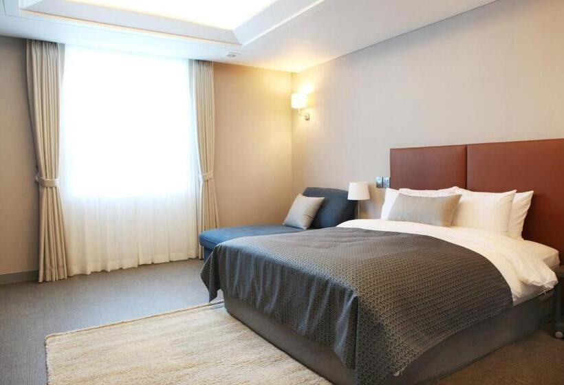 Habitació Estàndard, Polaris