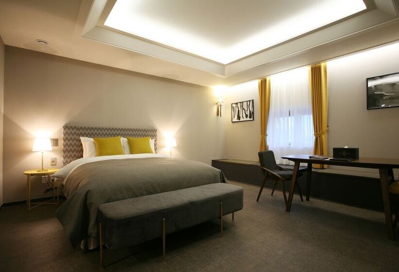 Habitació Deluxe, Polaris