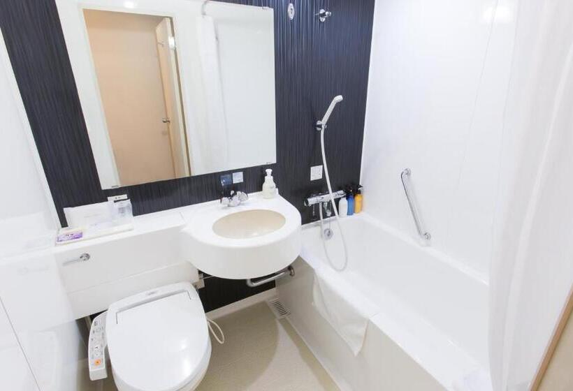 Quarto Estandar, Toyama Chitetsu