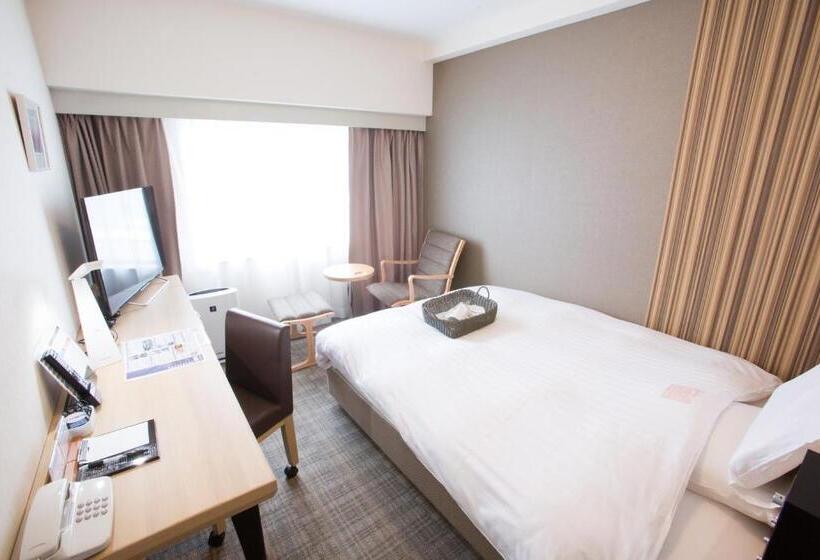 Quarto Estandar, Toyama Chitetsu