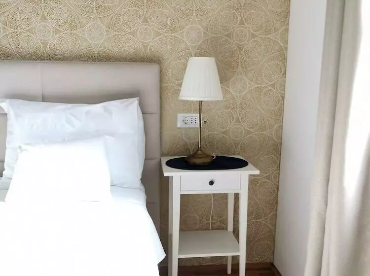 家族用アパートメント, Apartment Miriam