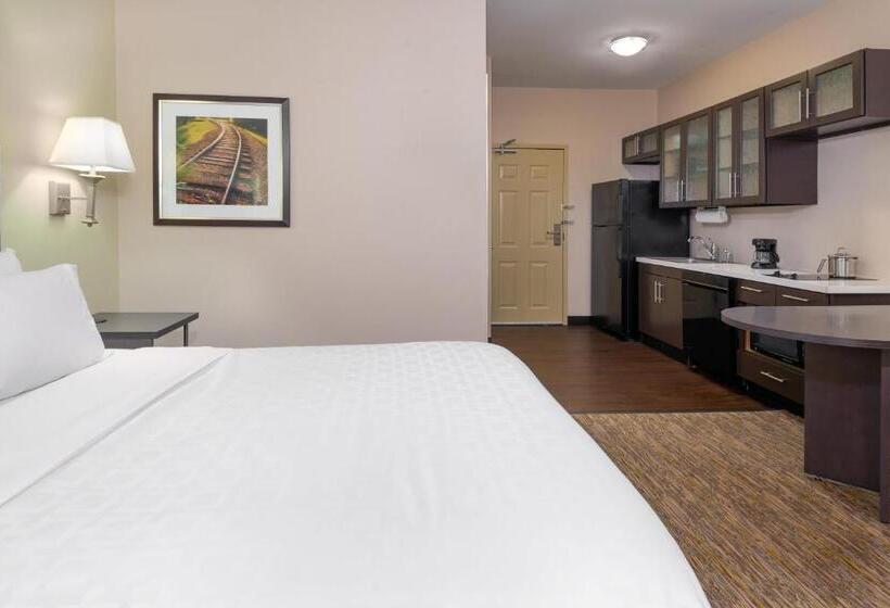 إستوديو قياسى, Candlewood Suites Athens, An Ihg