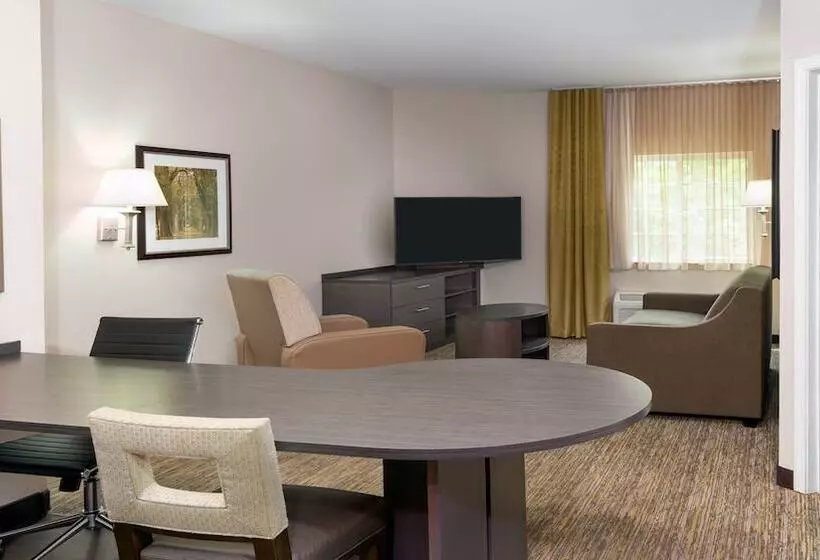 スイート, Candlewood Suites Athens, An Ihg