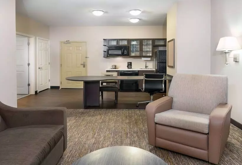 スイート, Candlewood Suites Athens, An Ihg