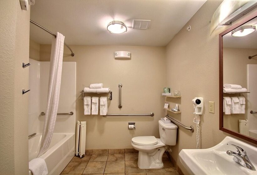 Люкс Адаптированный для Инвалидов, Candlewood Suites Milwaukee Airport   Oak Creek, An Ihg
