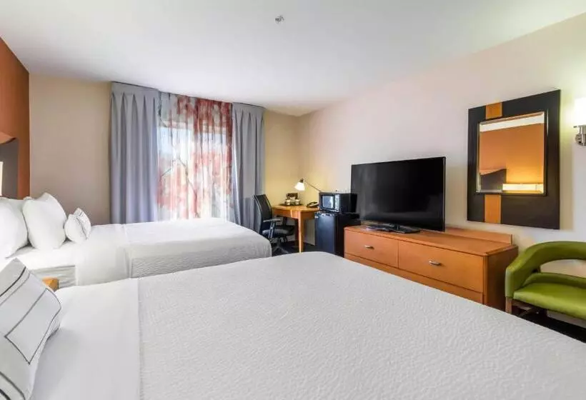 ２ダブルベッドのスタンダードルーム, Fairfield Inn & Suites Columbia