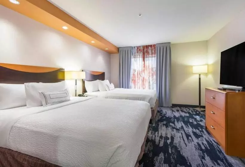 スタンダードスタジオ, Fairfield Inn & Suites Columbia