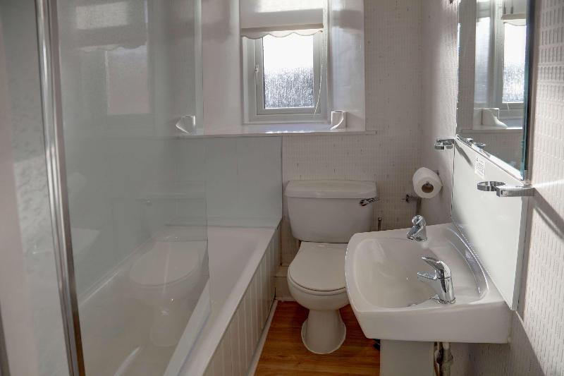 غرفة قياسية حمام مشترك, Yamagataya