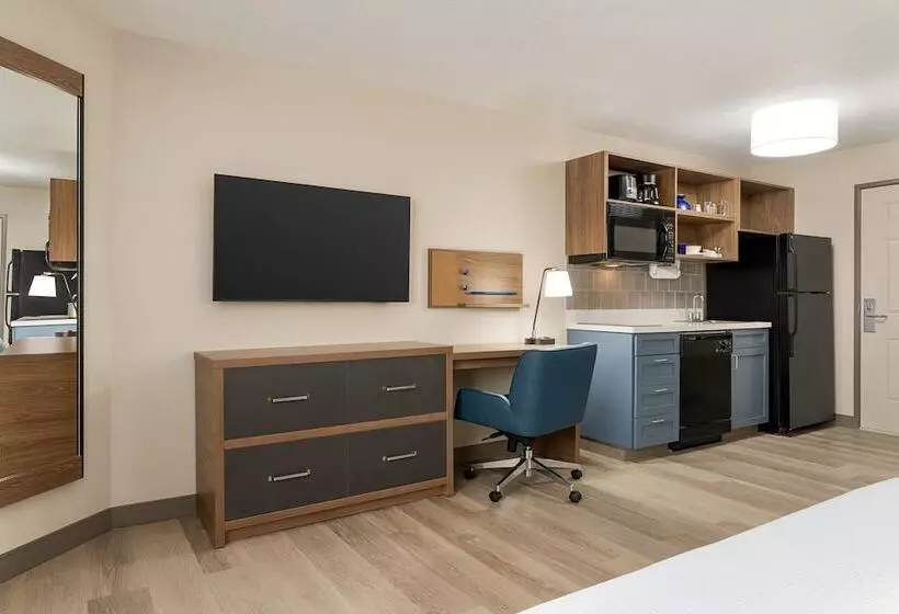 スタンダードスタジオ, Candlewood Suites Boise Meridian, An Ihg