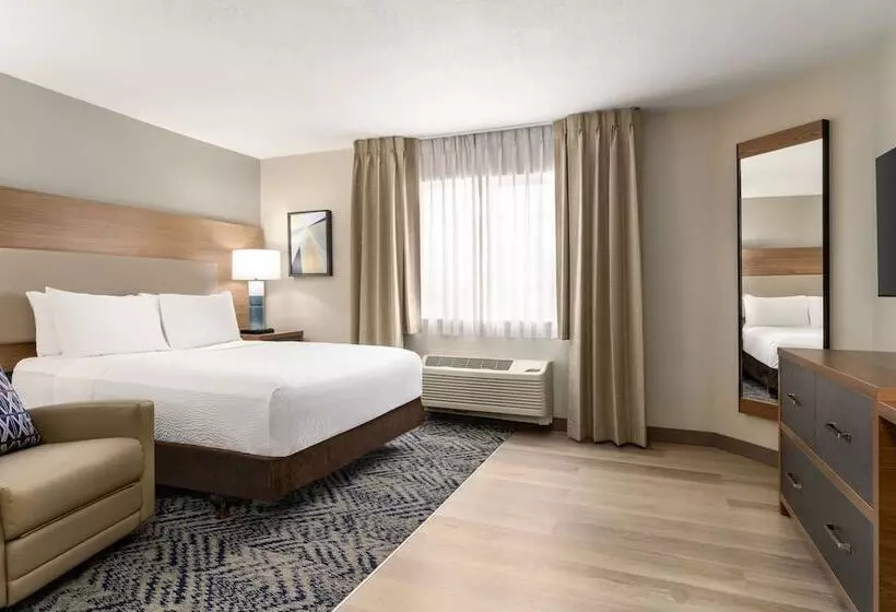 スタンダードスタジオ, Candlewood Suites Boise Meridian, An Ihg