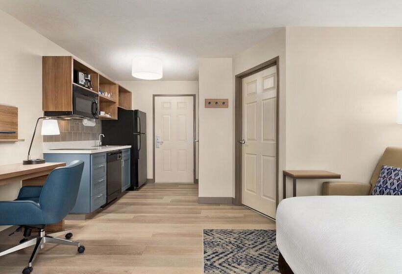 Студия Стандарт, Candlewood Suites Boise Meridian, An Ihg