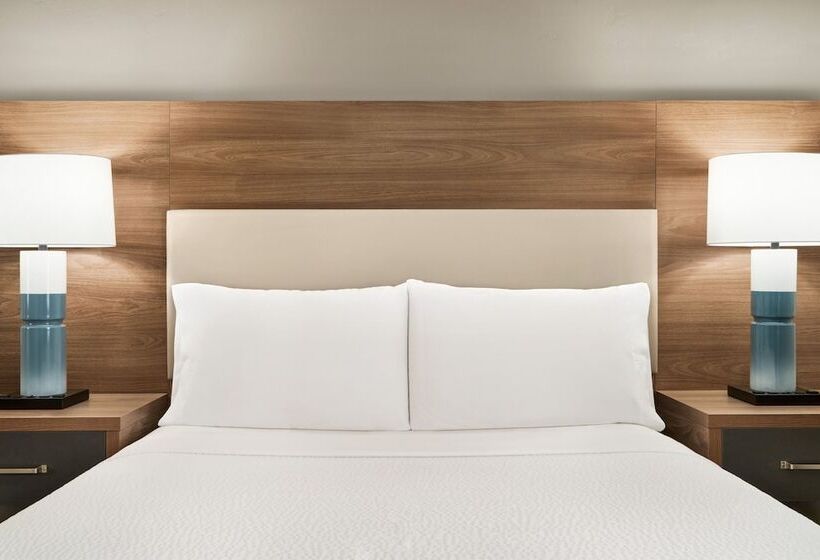 جناح, Candlewood Suites Boise Meridian, An Ihg