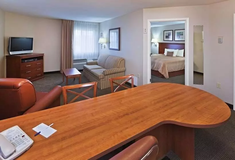سوئیت با تخت بزرگ, Candlewood Suites Wichita Falls At Maurine Street By Ihg