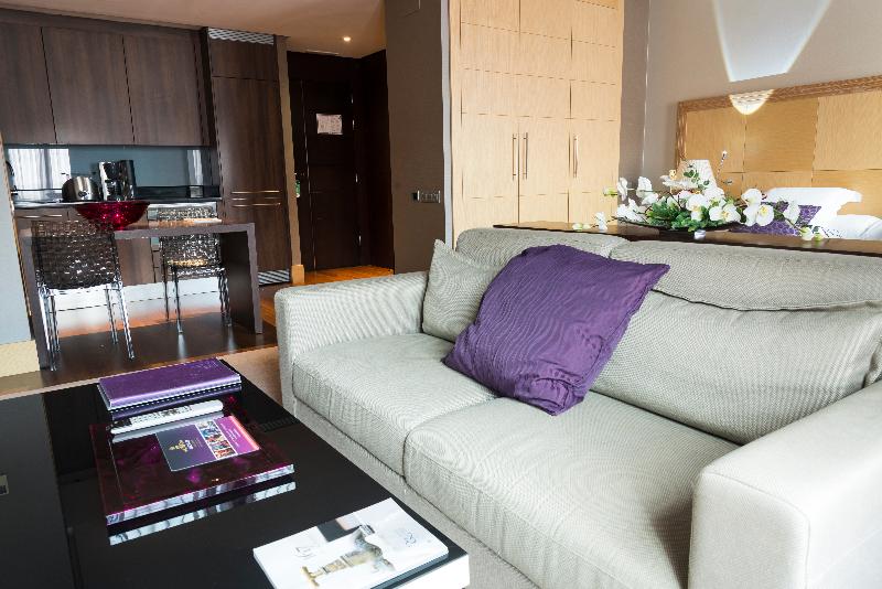 جناح بريميوم, Nexus Valladolid Suites &