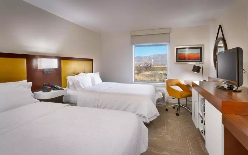 キングサイズベッドのスイートルーム, Staybridge Suites Irvine East/lake Forest, An Ihg
