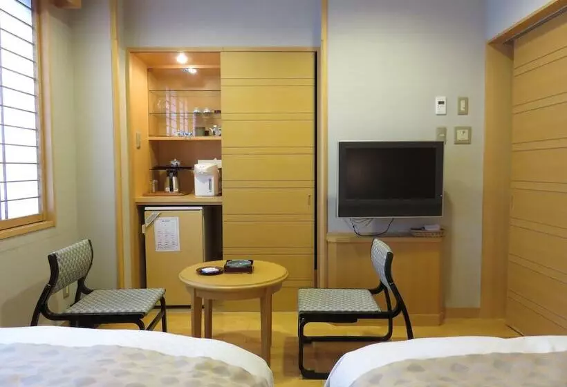 Habitació Economy, Todaya