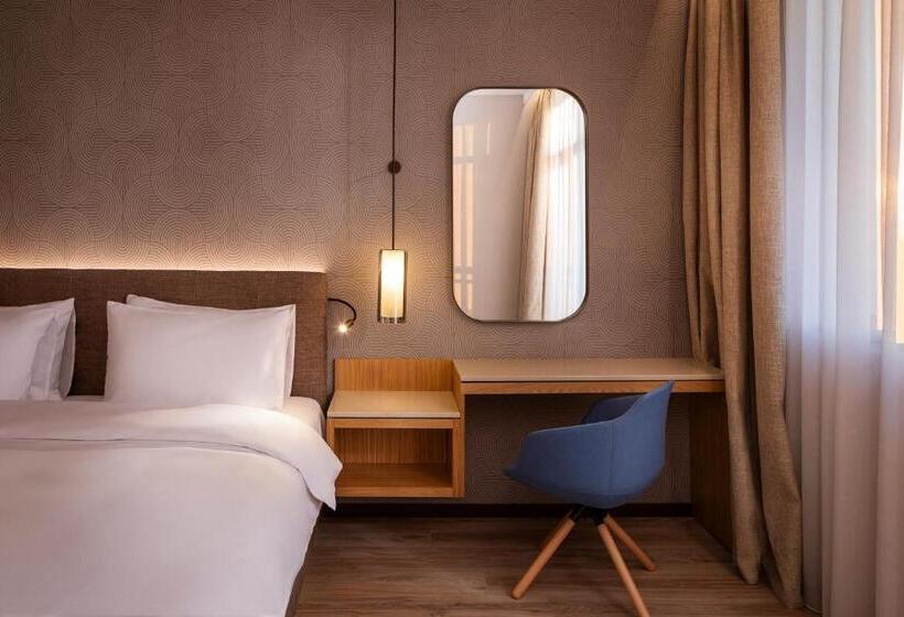 جناح مطلّ علي الجبل, Hyatt Regency Pravets Resort