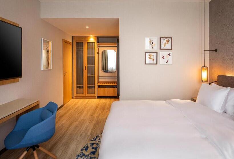 جناح مطل على البحيرة, Hyatt Regency Pravets Resort