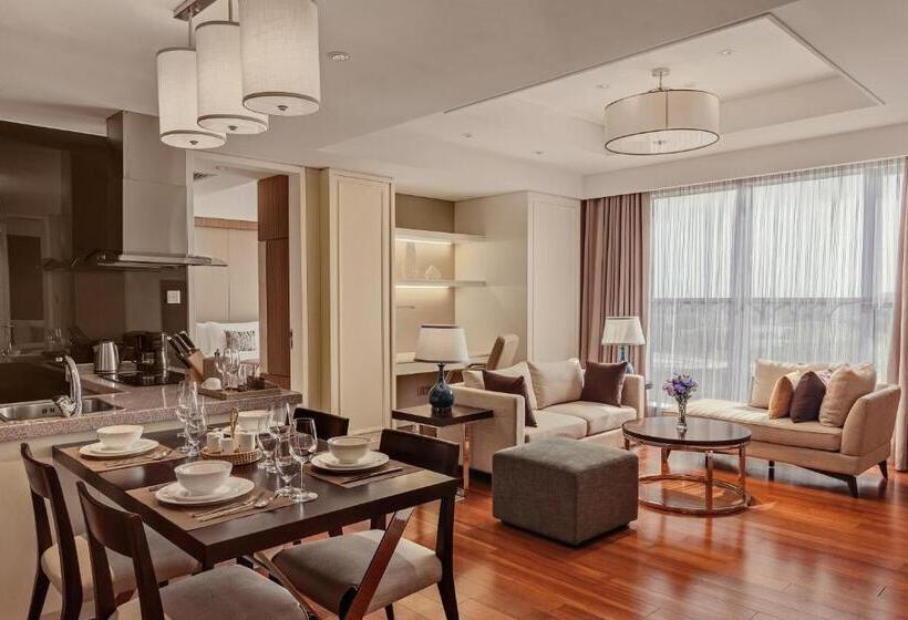 골프장 전망 스위트, Crowne Plaza Shanghai Anting Auto City