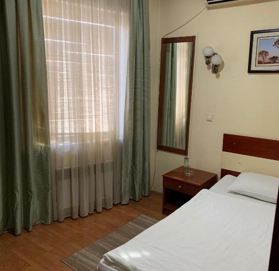 اتاق استاندارد یک تخته با بالکن, Ilinden