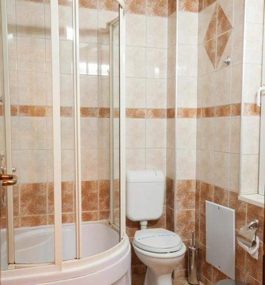 اتاق استاندارد سه نفره, Ilinden