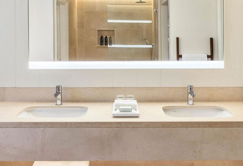 Junior Suite, Lux Le Morne Resort