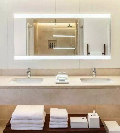 اتاق سوپریور, Lux Le Morne Resort