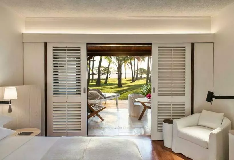 سوییت خانوادگی, Lux Le Morne Resort